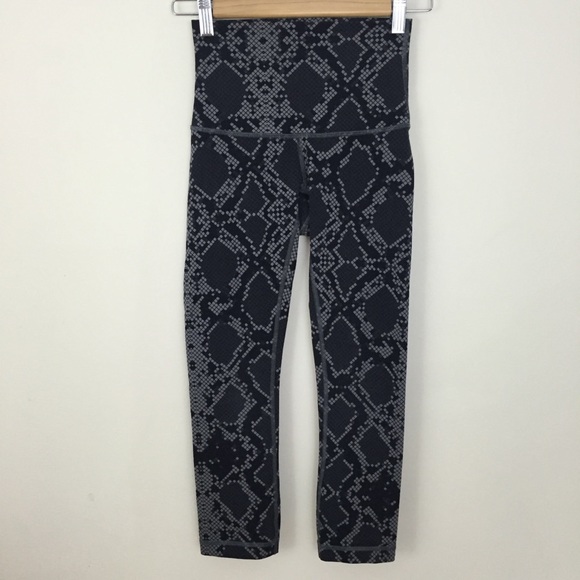 LULULEMON Hi-Rise Wunder Under Snake Leggings - Picture 5 of 13